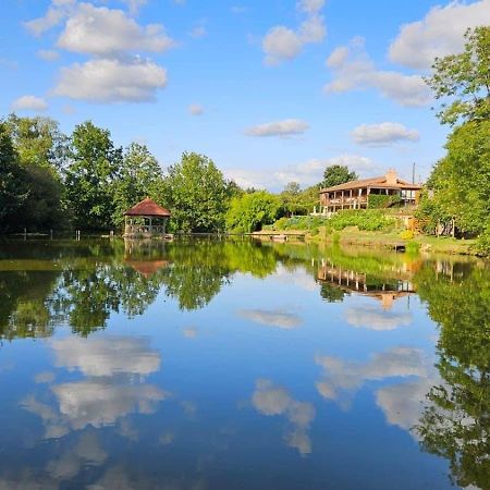 Lake Noble Saint-Germain-l'Aiguiller Luaran gambar